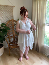 Load image into Gallery viewer, sexy white plus size dress