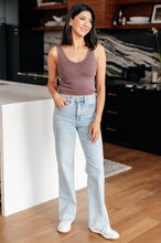 Load image into Gallery viewer, BROOKE HIGHRISE CONTROL TOP VINTAGE WASH STRAIGHT JEANS
