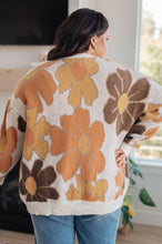 Load image into Gallery viewer, EXQUISITELY MOD FLORAL CARDIGAN
