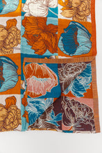 Load image into Gallery viewer, LUXURY BEACH TOWEL IN BLOCK FLORAL
