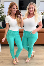 Load image into Gallery viewer, BRIDGETTE HIGH RISE GARMENT DYED SLIM JEANS IN AQUAMARINE
