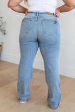 Load image into Gallery viewer, MILDRED HIGH RISE V FRONT WAISTBAND STRAIGHT JEANS
