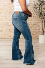 Load image into Gallery viewer, MILEY HIGH WAIST CONTROL TOP FRAYED HEM FLARE JEANS
