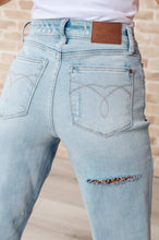 Load image into Gallery viewer, PARKER HIGH RISE 90&#39;S STRAIGHT JEANS
