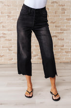 Load image into Gallery viewer, RYAN HIGH RISE BUTTON FLY WIDE LEG CROP JEANS
