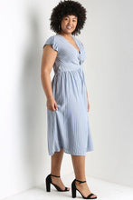 Load image into Gallery viewer, midi dress blue plus size
