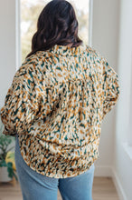 Load image into Gallery viewer, IN THE WILLOWS BUTTON UP BLOUSE
