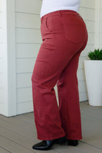 Load image into Gallery viewer, PHOEBE HIGH RISE FRONT SEAM STAIGHT JEANS IN BURGUNDY
