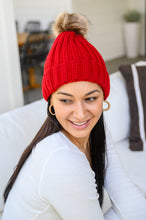 Load image into Gallery viewer, RIB KNIT BEANIE WITH DETACHABLE POM POM IN WINE
