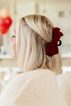 Load image into Gallery viewer, VELVET BOW CLIP SET IN BURGUNDY AND BLACK
