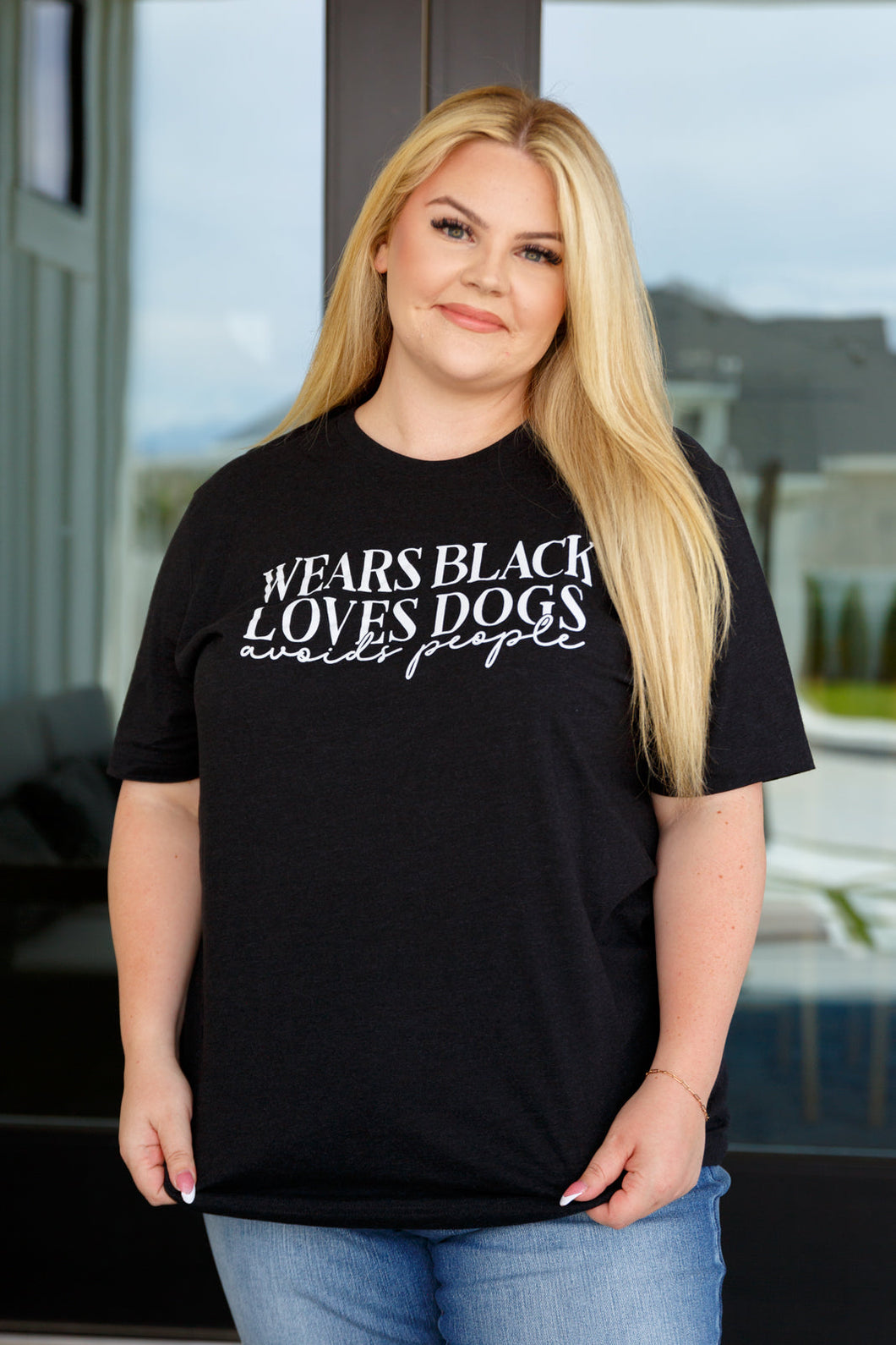 WEARS BLACK, LOVES DOGS, GRAPHIC TEE IN HEATHER BLACK